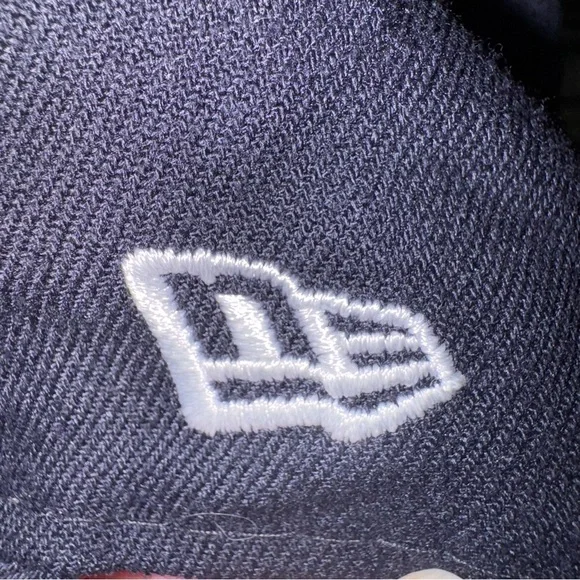 Minnesota Twins New Era 59FIFTY Fitted Hat 7 1/4 MLB Postseason 2017 - Picture 10 of 11